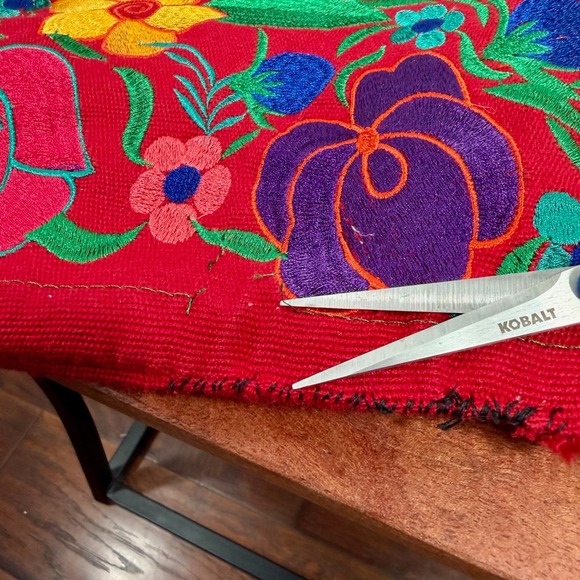 Red Embroidered Cat Floral Tote Bag Zipper Top Art Day of the Dead Inspired - Picture 7 of 14